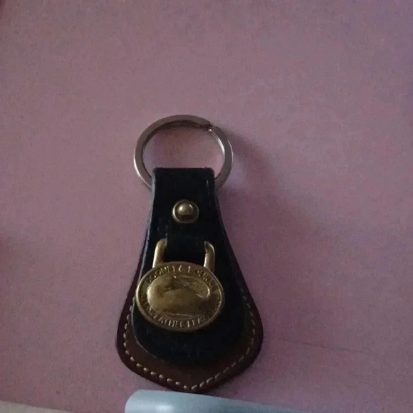 🌹DB Keychain black and brown leather  and gold collor accents - Picture 3 of 9